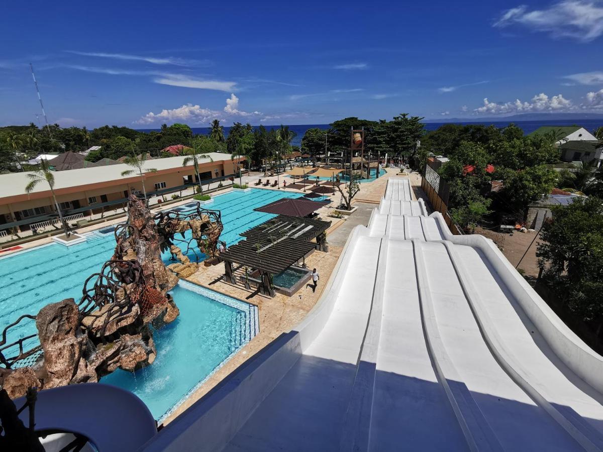 Port Royale Waterpark Resort Dumaguete City Exterior foto